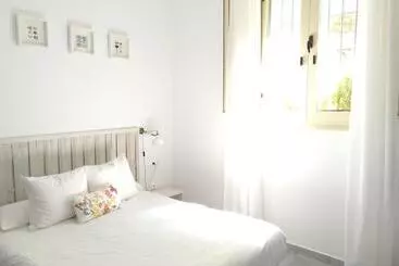مسافرخانه La Siesta De Picasso