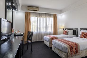 בית מלון כפרי Jimbarwana