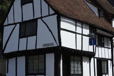 קוטג'' St Faith Street