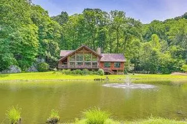 Mökkimajoitus Secluded Cabin W/ Boats, <6 Mi To Jenny Jump!