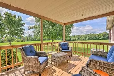 コテージ Berryville Home Near Wineries: Mountain Views