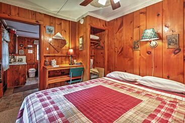 Kır Evi Land O  Lakes Hideaway W/ Boat Dock & Lake Views!