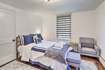 بيت ريفى Upscale Waterbury Retreat W/ Indoor Hot Tub!