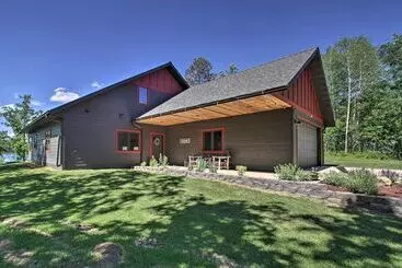 Mökkimajoitus Modern Lakeside Chalet On Crow Wing Chain W/ Dock!