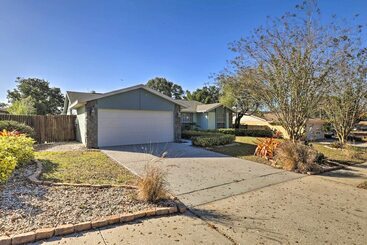 Hus på landet Near Beaches & Dining: Palm Harbor Gem W/ Pool