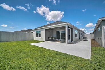 Mökkimajoitus Lanai & Resort Amenities: The Villages Getaway