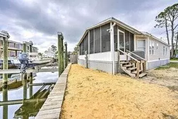 コテージ Waterfront Panama City Beach Vacation Rental!