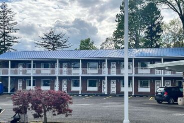 Motel 6 Fairmont, Wv   Downtown