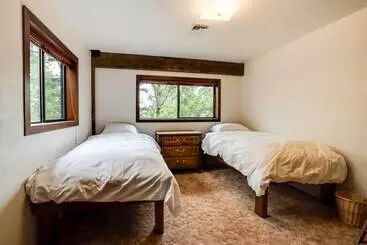 Mökkimajoitus Peaceful Applegate River Valley Sanctuary!