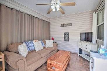 茅舍 ~ 1 Mi To Golf: Home W/ Patio In The Villages!