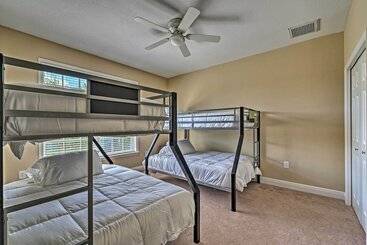 Dom wiejski Bright Bayfront Home < 2 Mi To Hernando Beach!