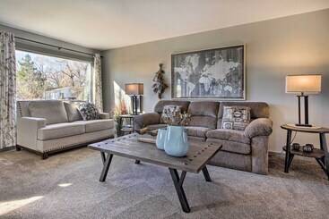 بيت ريفى Cozy Choteau Home W/ Fire Pit, Grill, Yard!