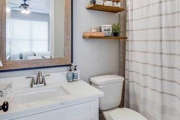 コテージ Lakefront Granbury Retreat W/ Patio & Fire Pit