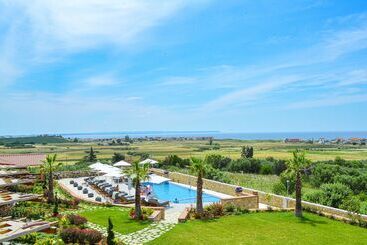 Aparthotel Akrolithos Luxury Suites