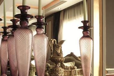 Movenpick Ss Misr. Monday   Friday