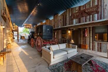 Lantligt Hotell Y.o. Ranch Headquarters