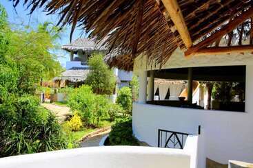 هتل Zawadi Residence