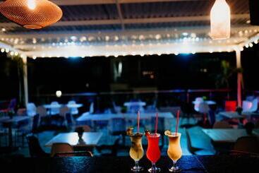 ホテル Barrancabermeja Plaza