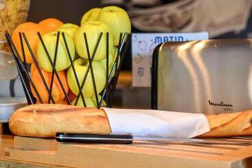 ホテル Ibis Budget Pau Lescar