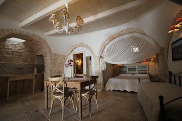 בית מלון כפרי Tipico Resort