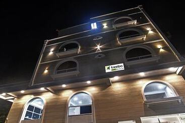 Hotel Treebo Trend Western Arc