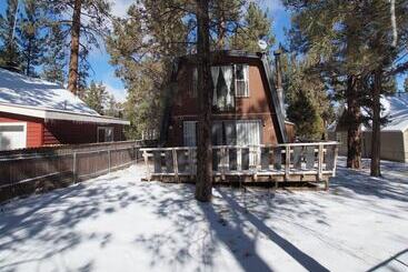 Сельский дом Bear Country Cabin