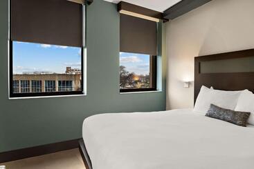 Cityflatshotel   Port Huron, Ascend Hotel Collection