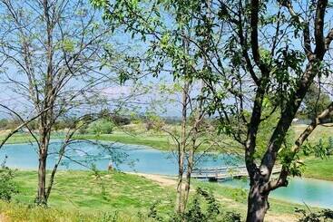 Резиденция Les Maisons Du Golf De La Cabre D Or By Ateya Vacances