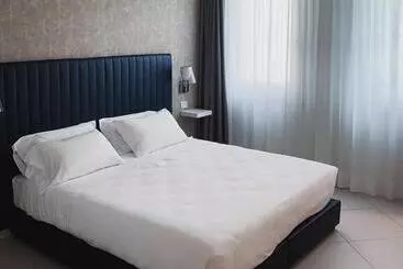 簡易ホテル Palma Mysuite Lago Di Garda