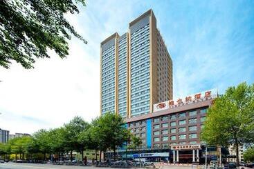 Vienna Hotel Qinghai Xining Deling Halu City East Wanda Plaza