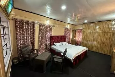 ペンション Aubiz Villa
