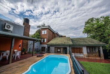 Bed and Breakfast Residencial Los Lapachos