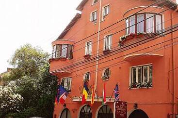 민박 Villa Hotel Escala