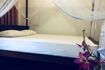 Pension (Hôtel basse catégorie) Damith Tourist Inn