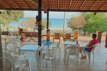 هاستل Pousada Ponta De Pedras