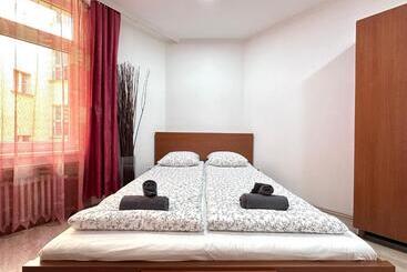 Central Seasons Design Apartments