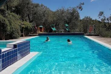 Pansiyon Olive Tree Suites Farmstay Villa
