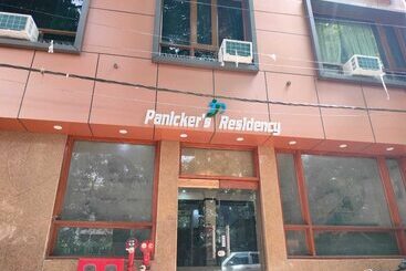 هتل Panickers Residency   Ajmal Khan Market Near Karol Bagh Metro