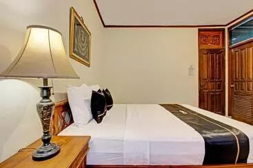 هتل Capital O 92894 Griya Lathifah Homestay Syariah