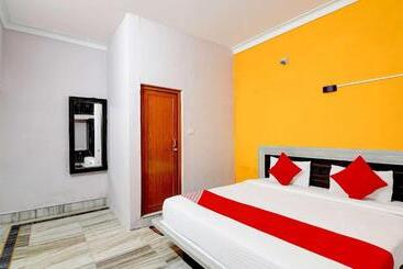 Hôtel O Pramod Residency