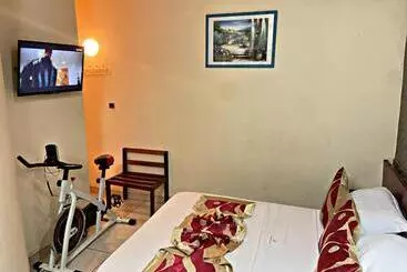 هتل Hôtel Excelle Xior
