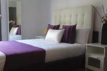 هتل Brustar Sagrada Familia