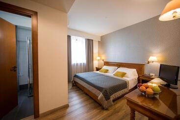 Hôtel Diana Jardin Et Spa