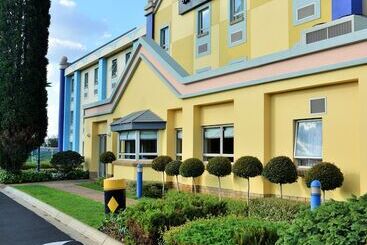 בית מלון כפרי Road Lodge Carnival City