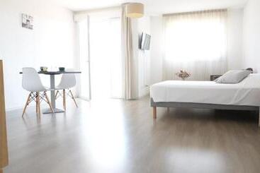 מלון דירות Zenao Appart