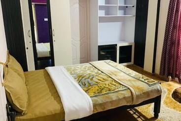 住宿加早餐  Heavenly Stay Ooty