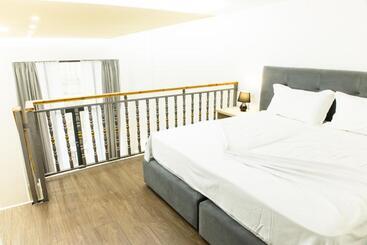 هتل Costa Del Sol