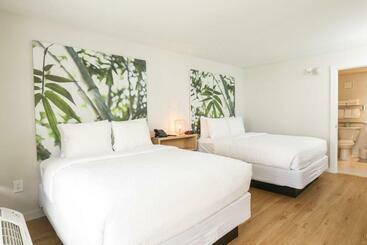 Aparthotel Boutique Property With Pool