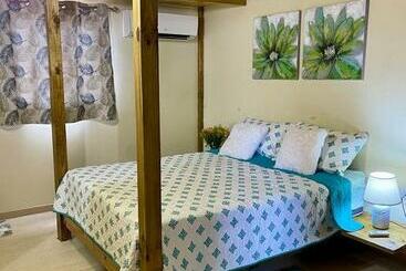 تختخواب و صبحانه Casa Mano Juan