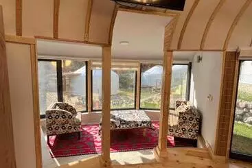 ベッドアンドブレックファースト Rahmat Yurts